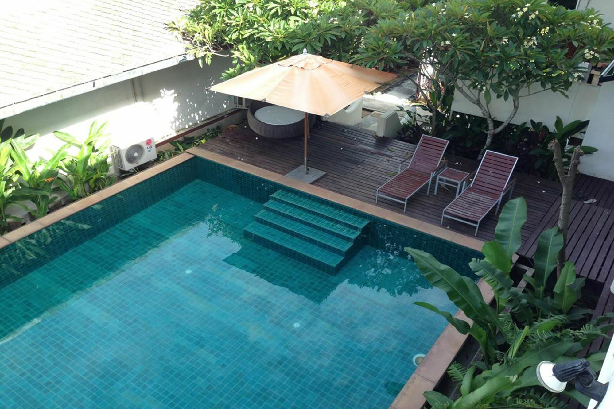 Nakara Apartment *